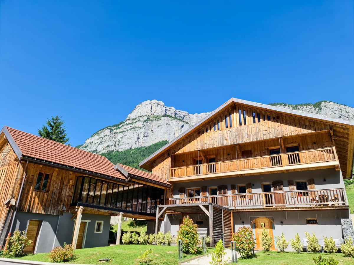 Chalet 1703 - Open Living Hotel&Spa Le Petit-Bornand-les-Glieres Buitenkant foto